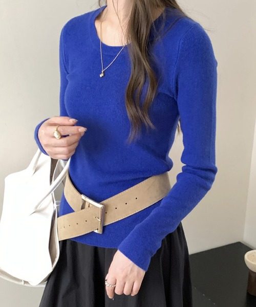 DAY CLOSET（デイ クローゼット）の「ジャストサイズできれいめシルエット。長袖ラウンドネックリブニットトップス レディース（ニット/セーター・レディース・ブラック/ライトベージュ/グレー/ネイビー/ダークグレー/ボルドー/ブラウン/ダークブラウン/アイボリー/ブルー・FREE）」の9枚目の写真