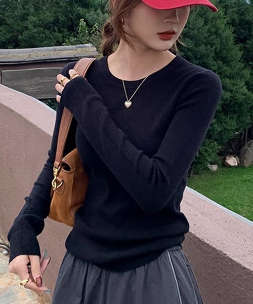 DAY CLOSET（デイ クローゼット）の「ジャストサイズできれいめシルエット。長袖ラウンドネックリブニットトップス レディース（ニット/セーター・レディース・ブラック/ライトベージュ/グレー/ネイビー/ダークグレー/ボルドー/ブラウン/ダークブラウン/アイボリー/ブルー・FREE）」の3枚目の写真