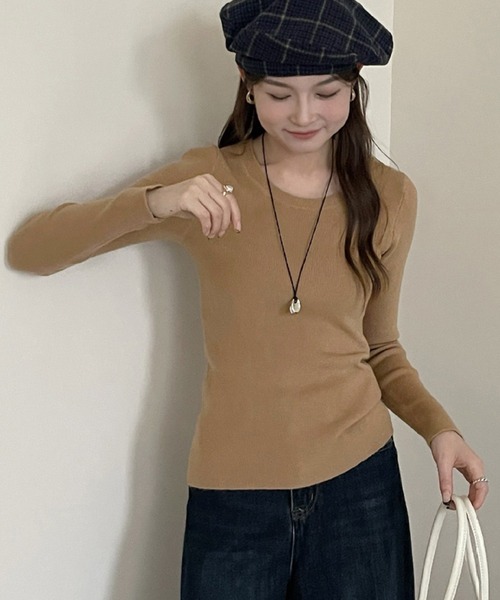 DAY CLOSET（デイ クローゼット）の「ジャストサイズできれいめシルエット。長袖ラウンドネックリブニットトップス レディース（ニット/セーター・レディース・ブラック/ライトベージュ/グレー/ネイビー/ダークグレー/ボルドー/ブラウン/ダークブラウン/アイボリー/ブルー・FREE）」の17枚目の写真