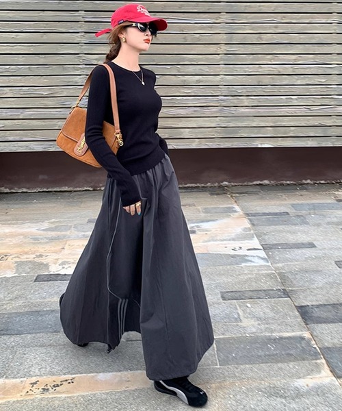 DAY CLOSET（デイ クローゼット）の「ジャストサイズできれいめシルエット。長袖ラウンドネックリブニットトップス レディース（ニット/セーター・レディース・ブラック/ライトベージュ/グレー/ネイビー/ダークグレー/ボルドー/ブラウン/ダークブラウン/アイボリー/ブルー・FREE）」の14枚目の写真