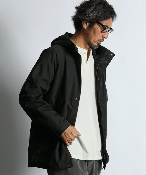 The DUFFER of ST.GEORGE（ザダファーオブセントジョージ）の「【WEB限定アイテム】SOLID/CAMO/CAMO MIX/ MOUNTAIN PARKA：ソリッド/ブラックカモ/カモミックス/ マウンテンパーカー（マウンテンパーカー・メンズ・ブラック/カモフラージュ/スミクロ・X-LARGE/LARGE/MEDIUM）」の2枚目の写真