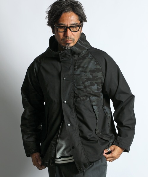 The DUFFER of ST.GEORGE（ザダファーオブセントジョージ）の「【WEB限定アイテム】SOLID/CAMO/CAMO MIX/ MOUNTAIN PARKA：ソリッド/ブラックカモ/カモミックス/ マウンテンパーカー（マウンテンパーカー・メンズ・ブラック/カモフラージュ/スミクロ・X-LARGE/LARGE/MEDIUM）」の6枚目の写真