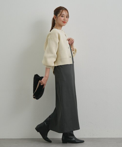 un dix cors（アンディコール）の「《着回し力抜群》深Vネックロングジャンスカ（ジャンパースカート・レディース・ブラウン/ベージュ/チャコールグレー・FREE）」の10枚目の写真