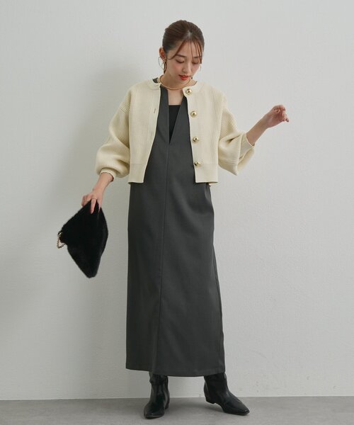 un dix cors（アンディコール）の「《着回し力抜群》深Vネックロングジャンスカ（ジャンパースカート・レディース・ブラウン/ベージュ/チャコールグレー・FREE）」の13枚目の写真