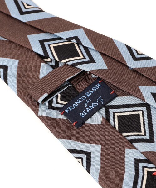 FRANCO BASSI（フランコバッシ）の「FRANCO BASSI / シルク スクエア柄 プリント ネクタイ（ネクタイ・メンズ・ブラウン・ONE SIZE）」の3枚目の写真