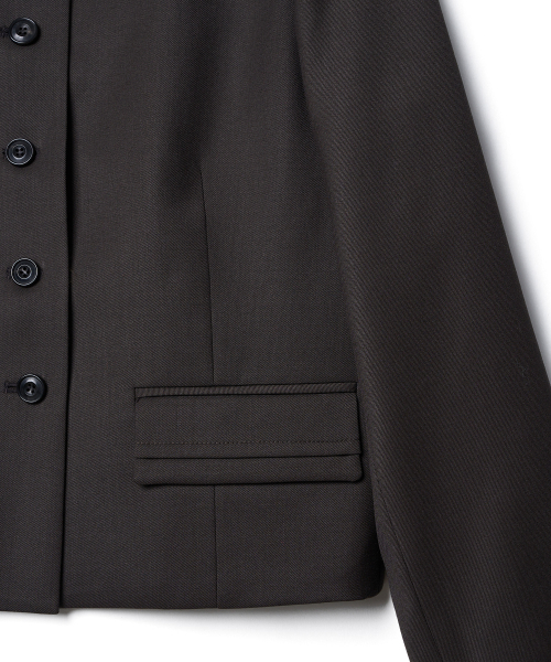 TTUDEMENT(トュードメント)の「ROUND COLLAR CROPPED JACKET_BROWN(テーラードジャケット・レディース・その他・MEDIUM/SMALL)」の4枚目の写真