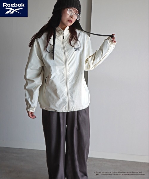 COURO（コウロ）の「【Reebok/リーボック】 別注 スモールベクターナイロントラックジャケット（ナイロンジャケット・レディース・ブラック/チャコールグレー/ライトグレー/ダークブラウン/アイボリー/ネイビー/グリーン系・M/L/XL）」の15枚目の写真