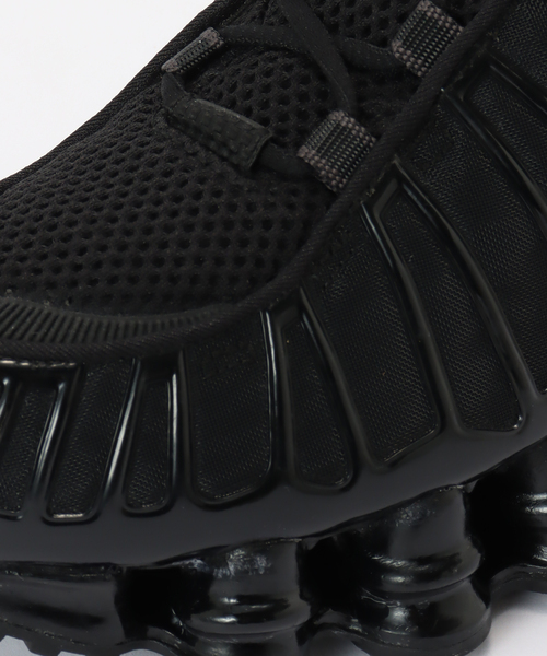 NIKE(ナイキ)の「NIKE/ ナイキ SHOX TL / AR3566(スニーカー・レディース・ブラック/ホワイト系その他・24cm/23.5cm/24.5cm)」の5枚目の写真