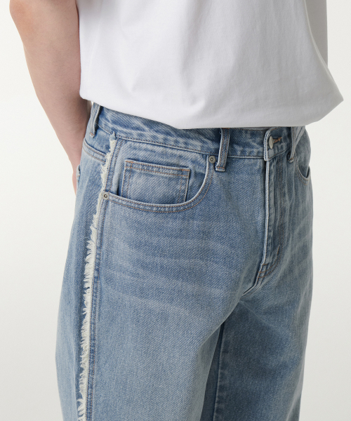 MUSINSA STANDARD（ムシンサスタンダード）の「フレイサイドルーズストレートデニムパンツ[ライトインディゴ]（デニムパンツ・メンズ・その他・26/27/28/29/30/31/32/33/34/36）」の5枚目の写真