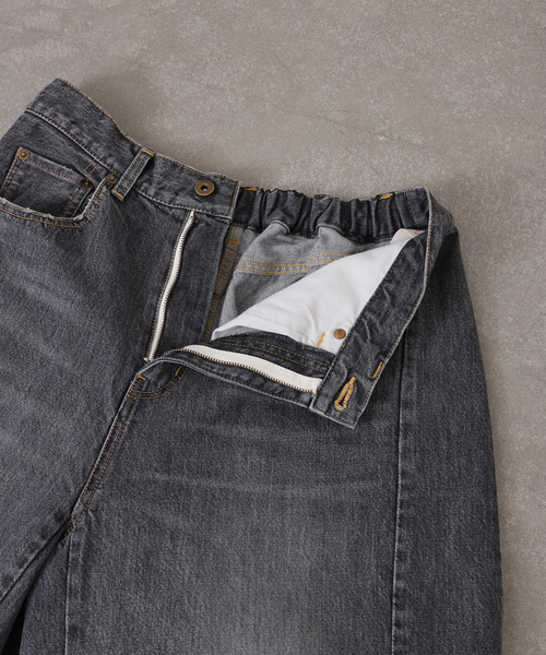 JOURNAL STANDARD LUXE（ジャーナルスタンダード　ラックス）の「13OZデニム スウィッチパンツ（BLK）（デニムパンツ・レディース・ブラック・SMALL/MEDIUM）」の11枚目の写真