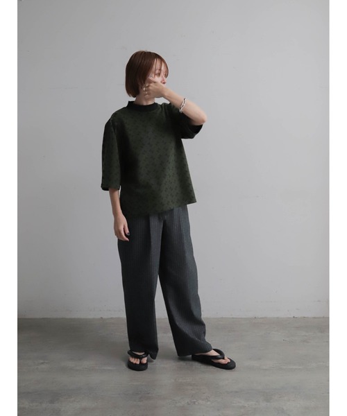 FIL DE FER(フィルデフェール)の「幾何学JQジャージー モックネックP/O(Tシャツ/カットソー・レディース・ホワイト/オリーブ・FREE)」の19枚目の写真