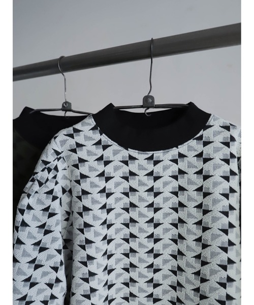 FIL DE FER(フィルデフェール)の「幾何学JQジャージー モックネックP/O(Tシャツ/カットソー・レディース・ホワイト/オリーブ・FREE)」の11枚目の写真
