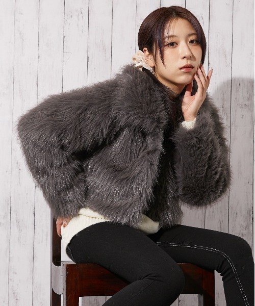 美品　23区ゴルフ フェイクファー フルジップブルゾン チェック　袖ベルベット調 美品 23区ゴルフ フェイクファー フルジップブルゾン チェック 袖