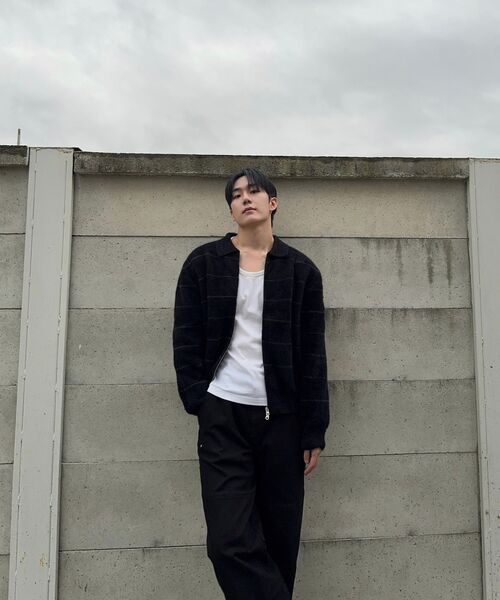 P.IN.O(ピインオ)の「ヘアリークロップストライプジャケット - ブラック(カーディガン/ボレロ・メンズ・その他・MEDIUM/LARGE)」の4枚目の写真