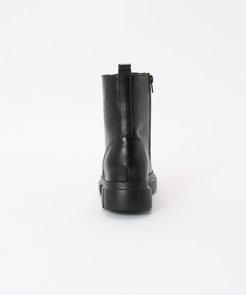 B.C STOCK(ベーセーストック)の「レースアップブーツ(ブーツ・レディース・ブラック/ホワイト・SMALL/MEDIUM/LARGE)」の4枚目の写真