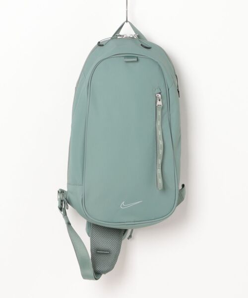 NIKE(ナイキ)の「NIKE ナイキ U COMMUTE SLING BAG バッグ FZ6132 364CLYGRN/STEAM(ボディバッグ/ウエストポーチ・メンズ・グリーン・FREE)」の1枚目の写真