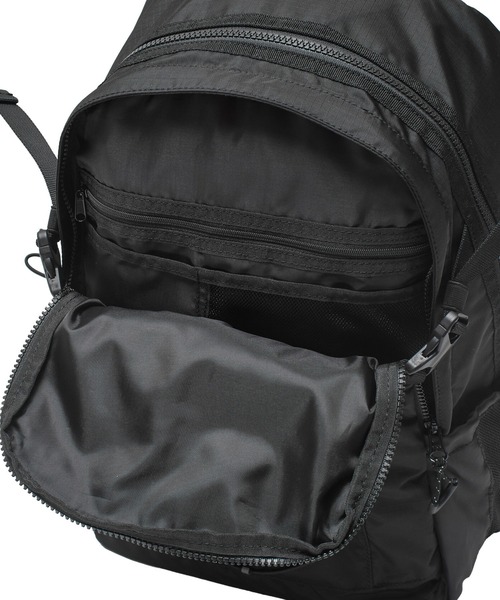 X-girl（エックスガール）の「MILLS LOGO RUBBER PATCH BUNGEE CORD BACKPACK（バックパック/リュック・レディース・ブラック/ベージュ・ONE SIZE）」の15枚目の写真