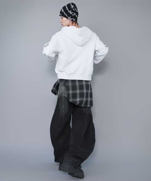 SPINNS（スピンズ）の「シングルニットビーニー/バーブワイヤー/ユニセックス（ニットキャップ/ビーニー・メンズ・ブラック×グレー/ブラック×レッド・ONESIZE）」の8枚目の写真