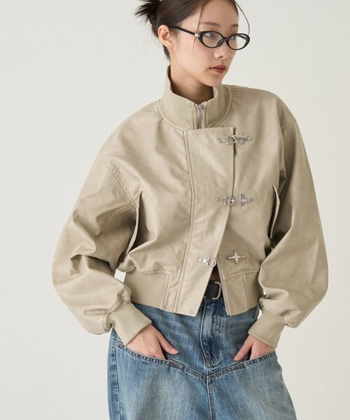WHO'S WHO gallery(フーズフーギャラリー)の「FIREMAN SHORT BLOUSON(LEATHER/DENIM)(ブルゾン・レディース・ブラック/サックスブルー/ホワイト・FREE)」の2枚目の写真