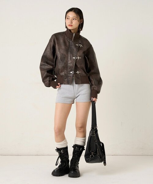 WHO'S WHO gallery（フーズフーギャラリー）の「ファイヤーマンショートブルゾン(フェイクレザー/デニム)（ブルゾン・レディース・ブラック/サックスブルー/ホワイト/ブラウン/ブラック系その他・FREE）」の11枚目の写真