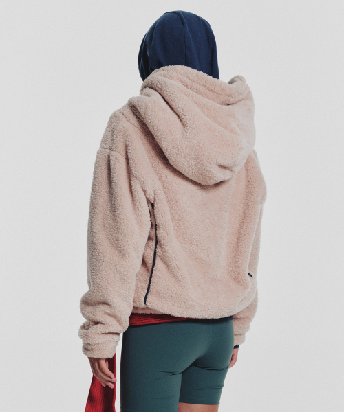 MENASOO(ミナス)の「Pogme Fleece String Hoodie_Beige(パーカー・レディース・Beige・F)」の3枚目の写真