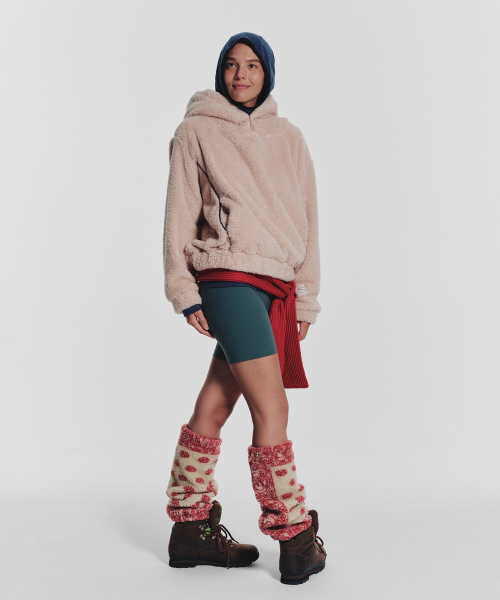 MENASOO(ミナス)の「Pogme Fleece String Hoodie_Beige(パーカー・レディース・Beige・F)」の12枚目の写真