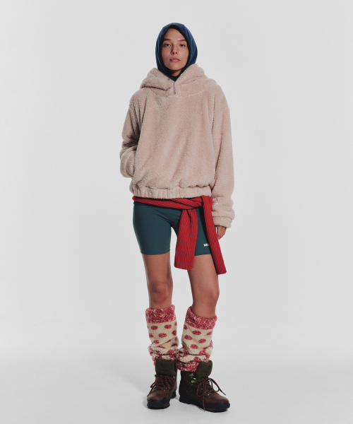 MENASOO(ミナス)の「Pogme Fleece String Hoodie_Beige(パーカー・レディース・Beige・F)」の13枚目の写真