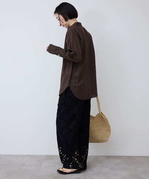 SLOBE IENA(スローブイエナ)の「《追加》リネンコットンレギュラーシャツ(シャツ/ブラウス・レディース・カーキ/ダークパープル/ホワイト系その他/ブラウン/イエロー・FREE)」の8枚目の写真