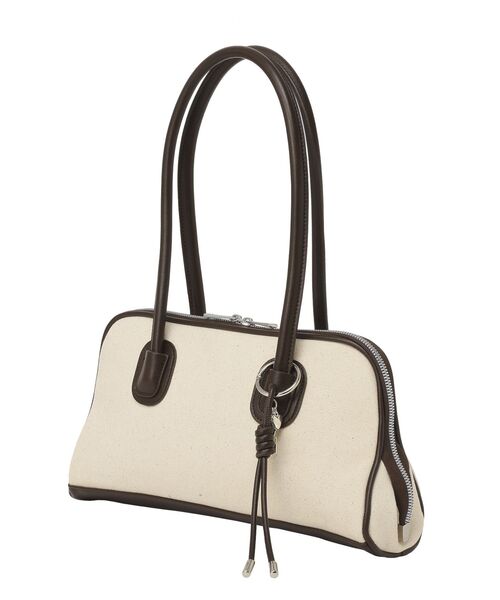 earth music&ecology(アースミュージックアンドエコロジー)の「チャーム付きオブロングボストン(ボストンバッグ・レディース・ブラウン/ブラック/グレー・FREE)」の14枚目の写真