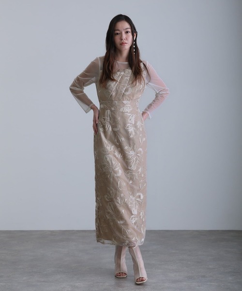 atlo(アトロ)の「フロント プリーツ フラワー刺繍 アシンメトリー パーティー ドレス お呼ばれ ミモレ丈&袖あり 結婚式 二次会 フォーマル オケージョンドレス 同窓会 成人式 (ドレス・レディース・グレー/チャコール/ベージュ/グリーン/ブラウン・M/S/L)」の21枚目の写真
