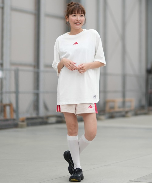 adidas/アディダス W オーバーサイズ バックグラフィックTシャツ