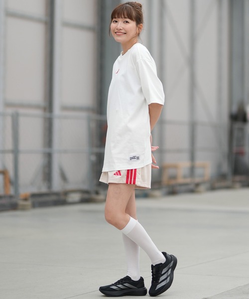 セール】adidas/アディダス W オーバーサイズ バックグラフィックT