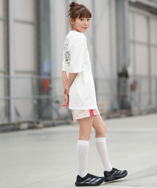 adidas(アディダス)の「adidas/アディダス W オーバーサイズ バックグラフィックTシャツ YY627(Tシャツ/カットソー・レディース・ピンク/ホワイト・L/M)」の10枚目の写真