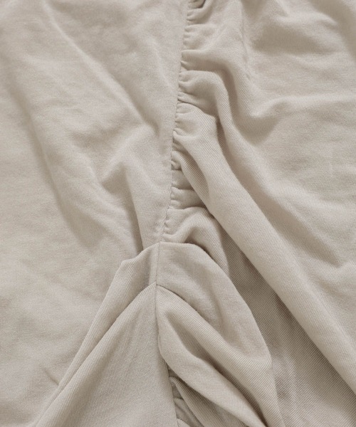 BABYLONE（バビロン）の「【手洗い可】ギャザーベアテンカットソー（Tシャツ/カットソー・レディース・ホワイト/グレー/ライトベージュ・フリー）」の4枚目の写真