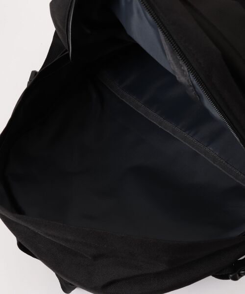 CONVERSE(コンバース)の「【CONVERSE】CV RUBBER PATCH BACKPACK / コンバース ラバーパッチロゴ バックパック(バックパック/リュック・メンズ・シルバーグレー/ベージュ/ブラック/アイボリー・FREE)」の14枚目の写真