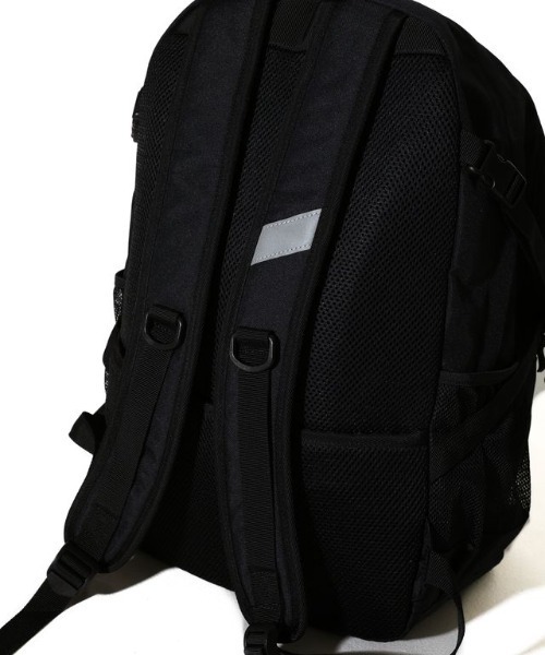 CONVERSE(コンバース)の「【CONVERSE】CV RUBBER PATCH BACKPACK / コンバース ラバーパッチロゴ バックパック(バックパック/リュック・メンズ・シルバーグレー/ベージュ/ブラック/アイボリー・FREE)」の22枚目の写真