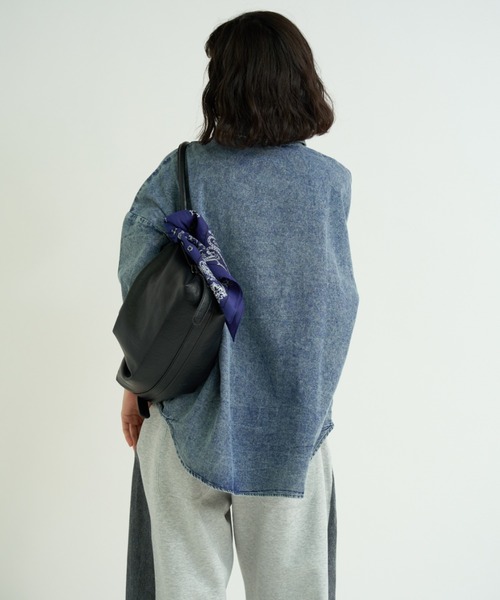 A.D.C.L.(エーディーシーエル)の「ダブルポケット 半袖 デニム ビッグシャツ(シャツ/ブラウス・レディース・サックスブルー/ブルー・L/M)」の10枚目の写真