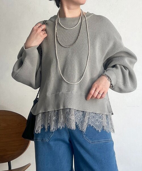 un dix cors(アンディコール)の「裾レースニットレイヤードプルオーバー(ニット/セーター・レディース・オフホワイト/グレー/ブラック・FREE)」の1枚目の写真