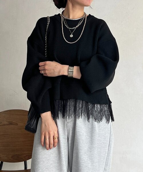 un dix cors(アンディコール)の「裾レースニットレイヤードプルオーバー(ニット/セーター・レディース・オフホワイト/グレー/ブラック・FREE)」の3枚目の写真