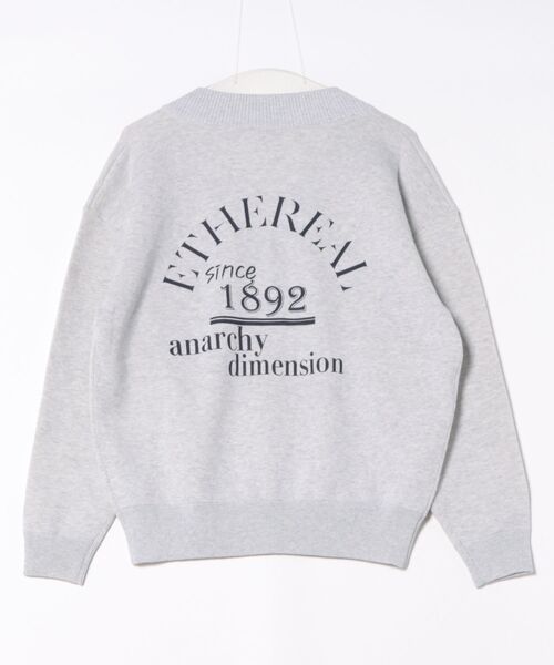 Gready Brilliant（グレディブリリアン）の「ダブルフェイスバックロゴＶネックニット（ニット/セーター・レディース・トップグレー/グリーン・FREE）」の4枚目の写真