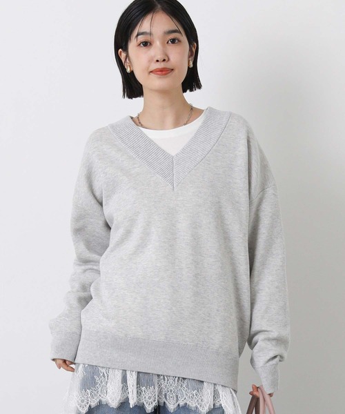 Gready Brilliant（グレディブリリアン）の「ダブルフェイスバックロゴＶネックニット（ニット/セーター・レディース・トップグレー/グリーン・FREE）」の11枚目の写真
