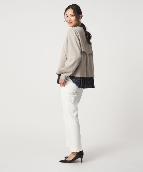 A DAY IN THE LIFE UNITED ARROWS(アデイインザライフユナイテッドアローズ)の「ツイル ノーカラー ブルゾン ‐ウォッシャブル‐<A DAY IN THE LIFE>(ブルゾン・レディース・ベージュ/ダークグレー・FREE)」の5枚目の写真
