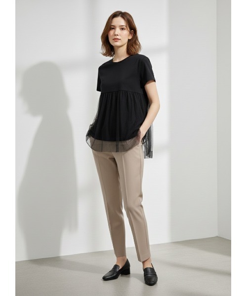 Belta attrice(ベルタアトリーチェ)の「裾バルーンチュール切り替え半袖カットソー(Tシャツ/カットソー・レディース・ブラック/ネイビー/ホワイト・FREE)」の11枚目の写真