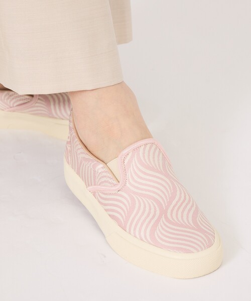 Au BANNISTER（オゥバニスター）の「【シルクネクタイ生地使用】スリッポンスニーカー（スニーカー・レディース・ベージュ/ピンク/ブラック・S/M/L）」の8枚目の写真