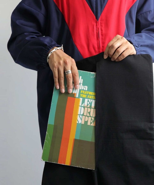 antiqua（アンティカ）の「REC BAGB レコードバッグ（トートバッグ・レディース・カーキ/ブラック・ONESIZE）」の7枚目の写真