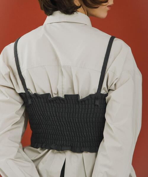 LAATO（ラート）の「twist bustier（キャミソール・レディース・ダークグレー/オフホワイト・FREE）」の6枚目の写真