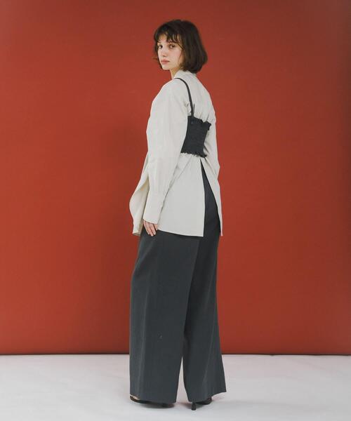 LAATO（ラート）の「twist bustier（キャミソール・レディース・ダークグレー/オフホワイト・FREE）」の9枚目の写真