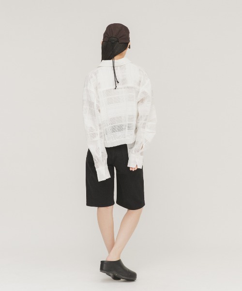 KBF(ケイビーエフ)の「シアーチェックコンパクトシャツ(シャツ/ブラウス・レディース・ブラック/ライトグレー/オフホワイト・ONE)」の10枚目の写真