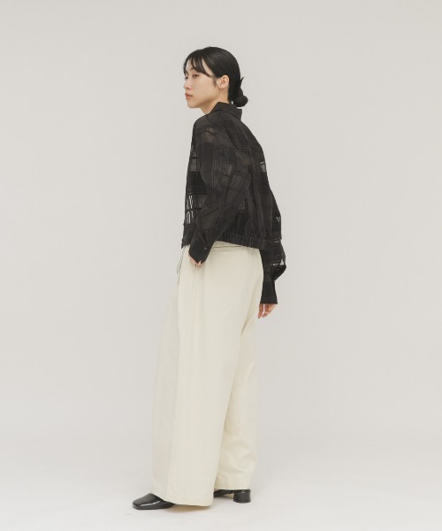 KBF(ケイビーエフ)の「シアーチェックコンパクトシャツ(シャツ/ブラウス・レディース・ブラック/ライトグレー/オフホワイト・ONE)」の16枚目の写真