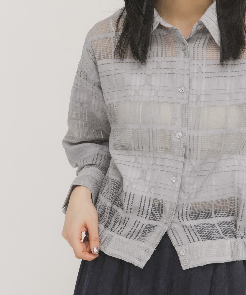 KBF(ケイビーエフ)の「シアーチェックコンパクトシャツ(シャツ/ブラウス・レディース・ブラック/ライトグレー/オフホワイト・ONE)」の19枚目の写真